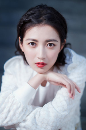 妻子被多人同时舔吃逼