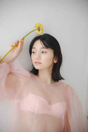 被调教的高冷女神