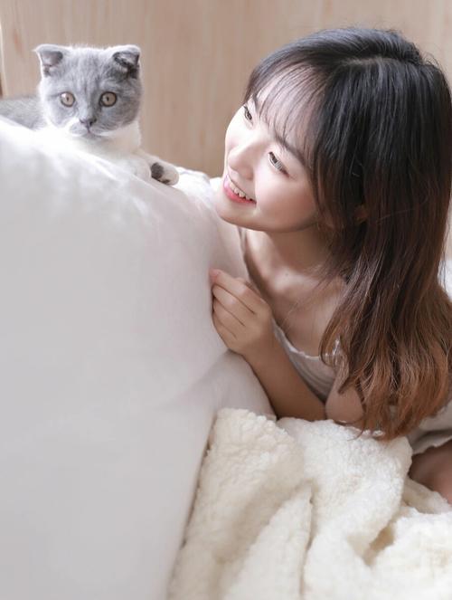丰满寡妇视频免费看